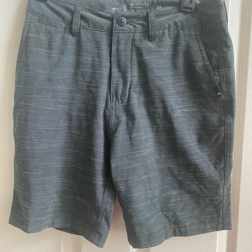 Quiksilver amphibious charcoal grey shorts, size 28